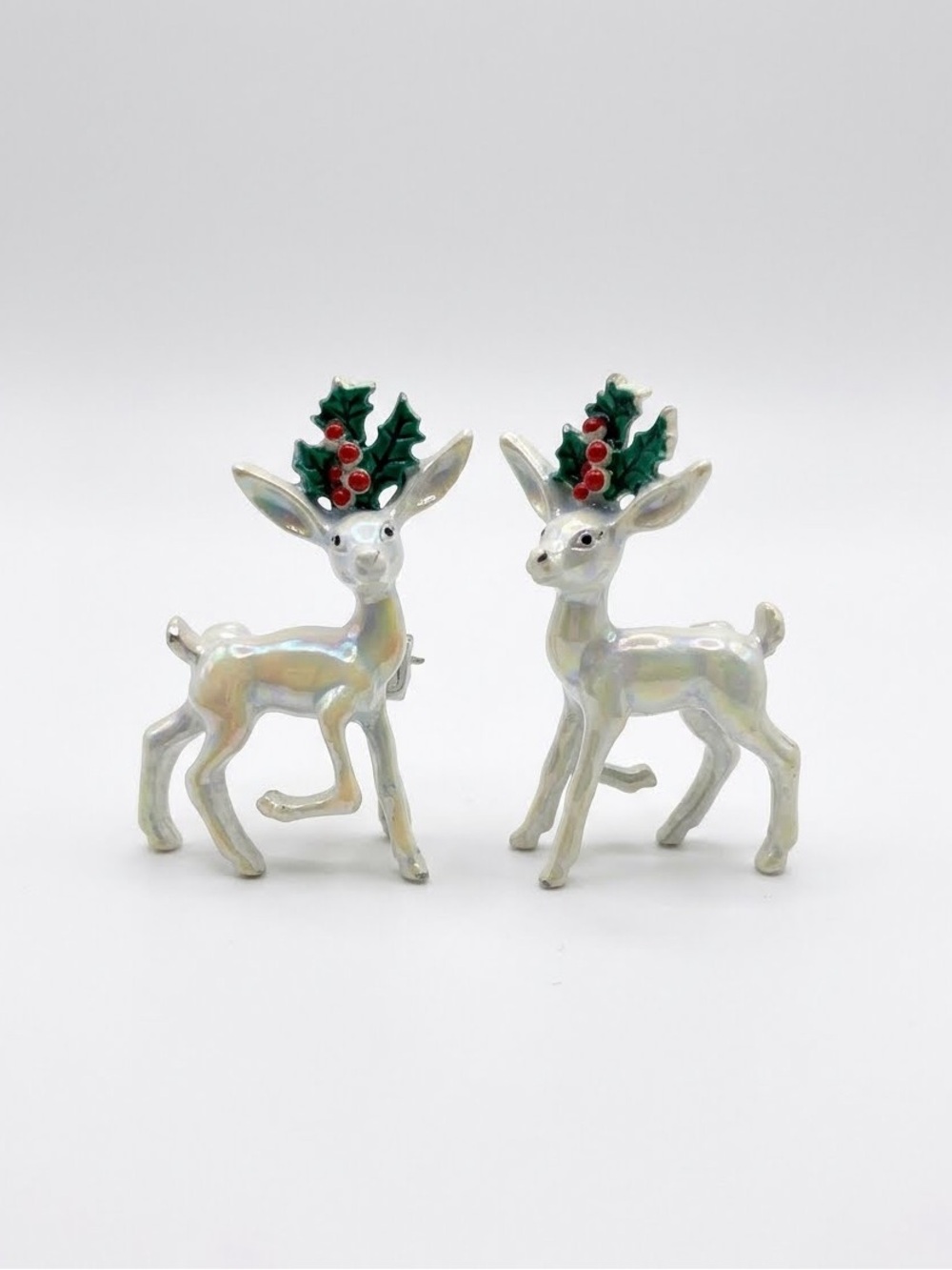 VTG Gerry's Christmas Reindeer Brooch Set White Iridescent Enamel Scatter Pins